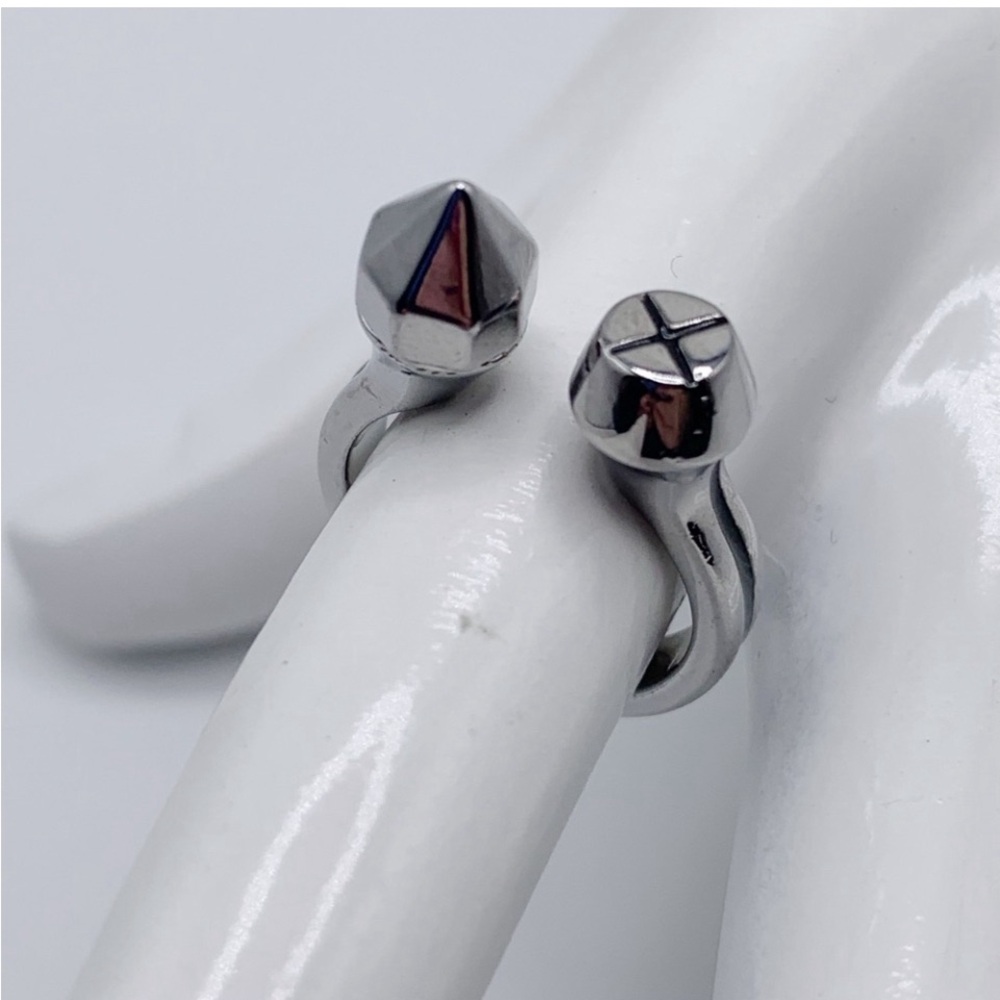 rebecca minkoff wrap around ring silver tone screw